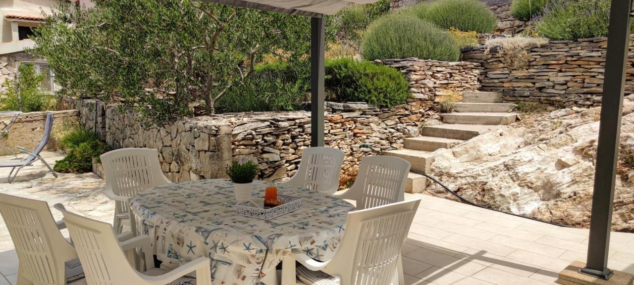Apartments Solta Rogač Zewnętrze zdjęcie