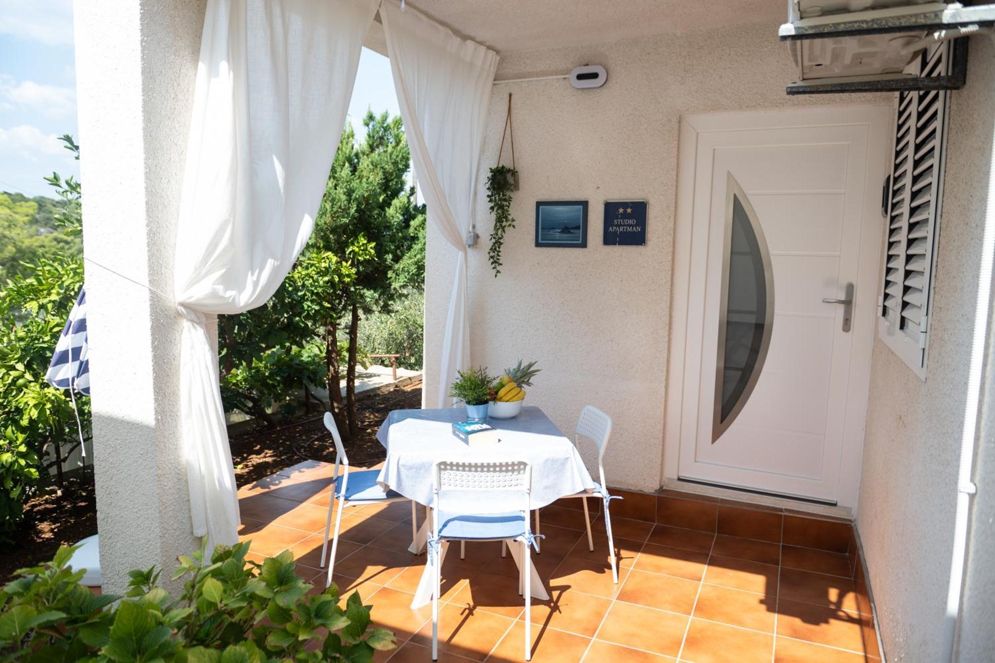 Apartments Solta Rogač Zewnętrze zdjęcie
