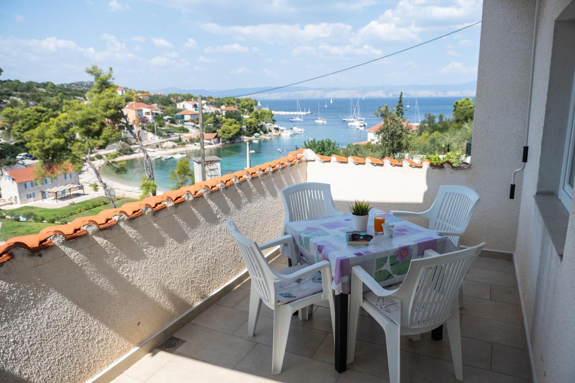 Apartments Solta Rogač Zewnętrze zdjęcie